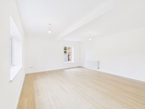 Living Room- click for photo gallery